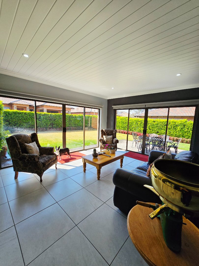 3 Bedroom Property for Sale in Wilkoppies North West